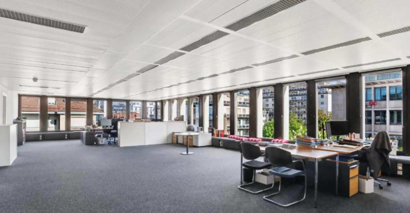 2 plateaux divisibles de 685 m² avec vue sur le lac - Foto 2 von 11
