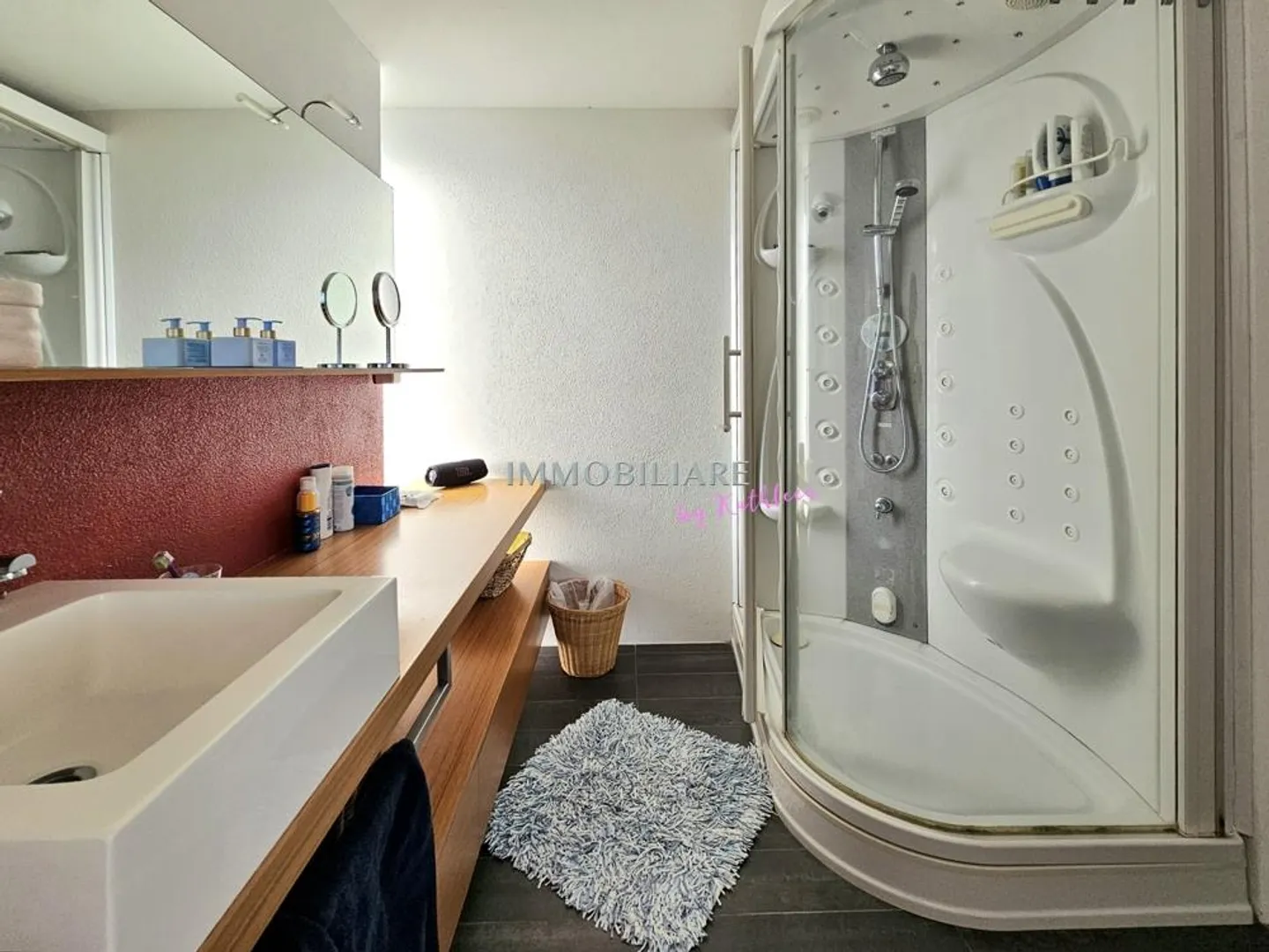 «Modernes Haus in sonniger, ruhiger Lage, mit Kamin und kleinem Garten» - Foto 16 von 21