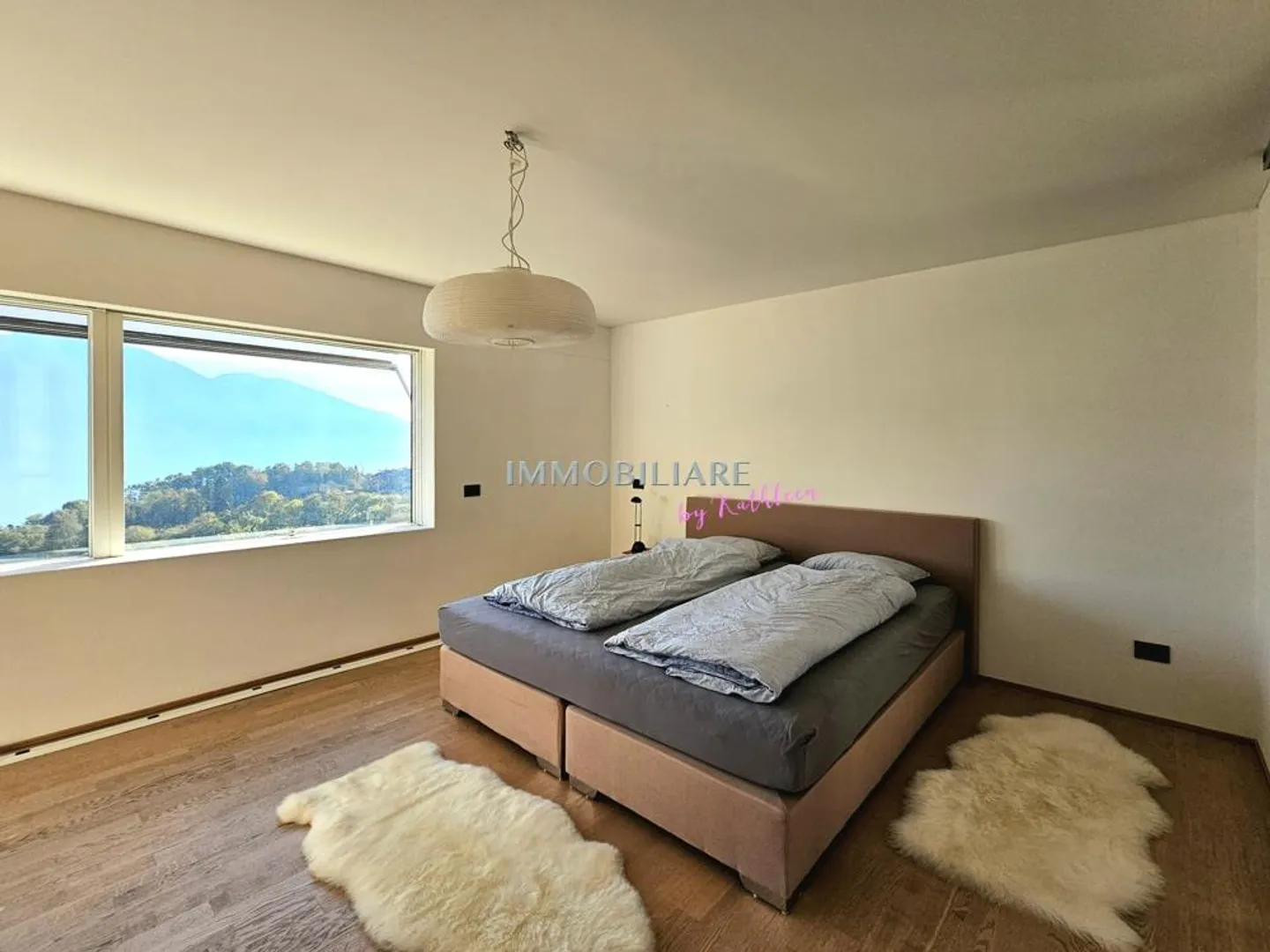 «Modernes Haus in sonniger, ruhiger Lage, mit Kamin und kleinem Garten» - Foto 17 von 21