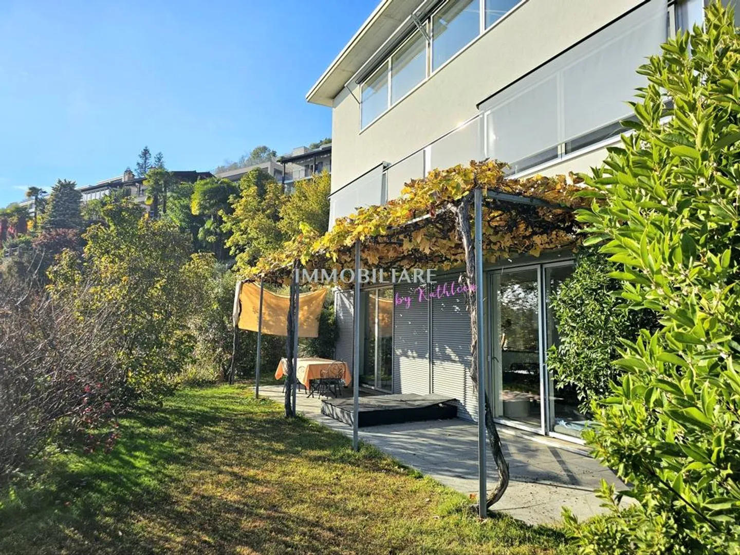 «Modernes Haus in sonniger, ruhiger Lage, mit Kamin und kleinem Garten» - Foto 20 von 21