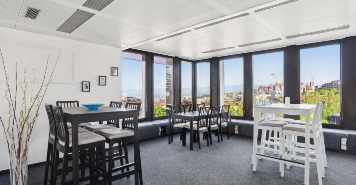 2 plateaux divisibles de 685 m² avec vue sur le lac - Foto 9 von 11