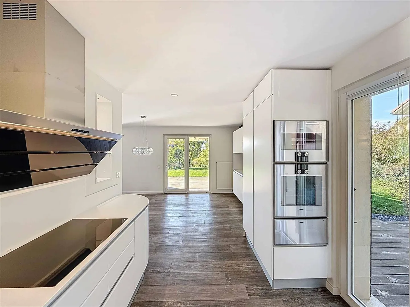 Contiguous House 5.5 Rooms - Photo 7 of 13