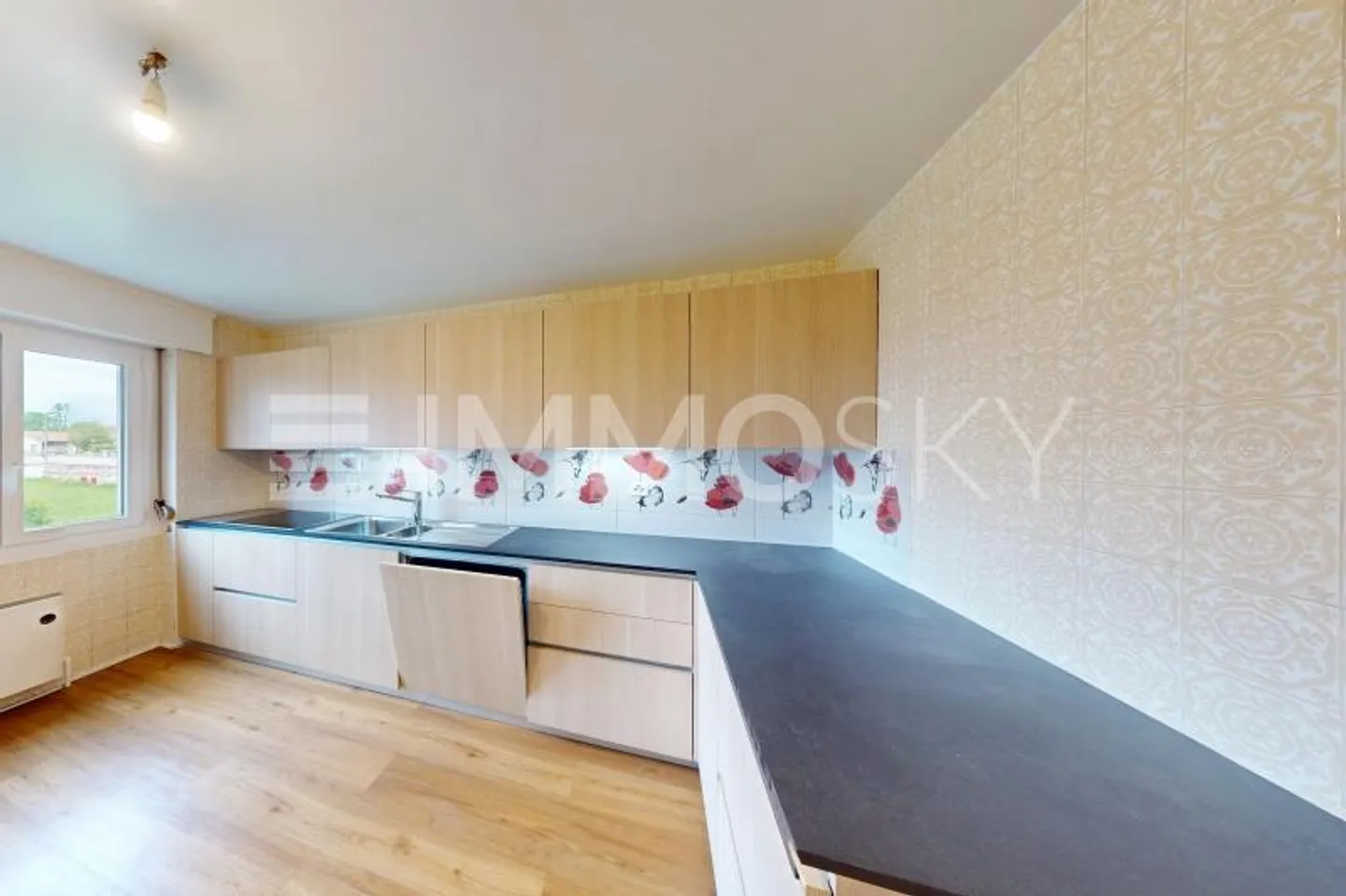 Trop tard... Déjà réservé - Charmant appartement de 3,5 pièces à deux pas du LEB - Photo 2 sur 5