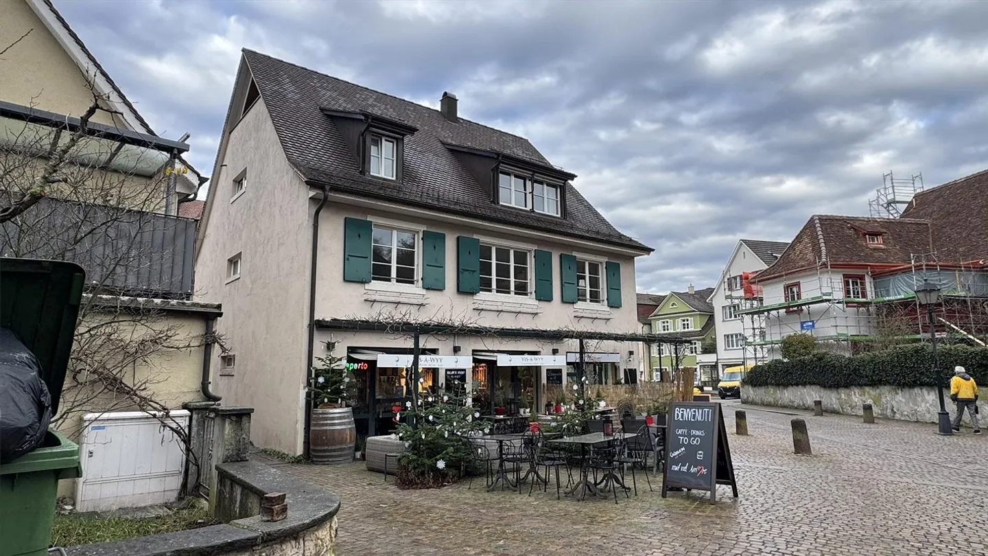 Grosszügige 4.5-Zimmer Maisonettewohnung im Dorfzentrum von Arlesheim - Foto 11 von 11