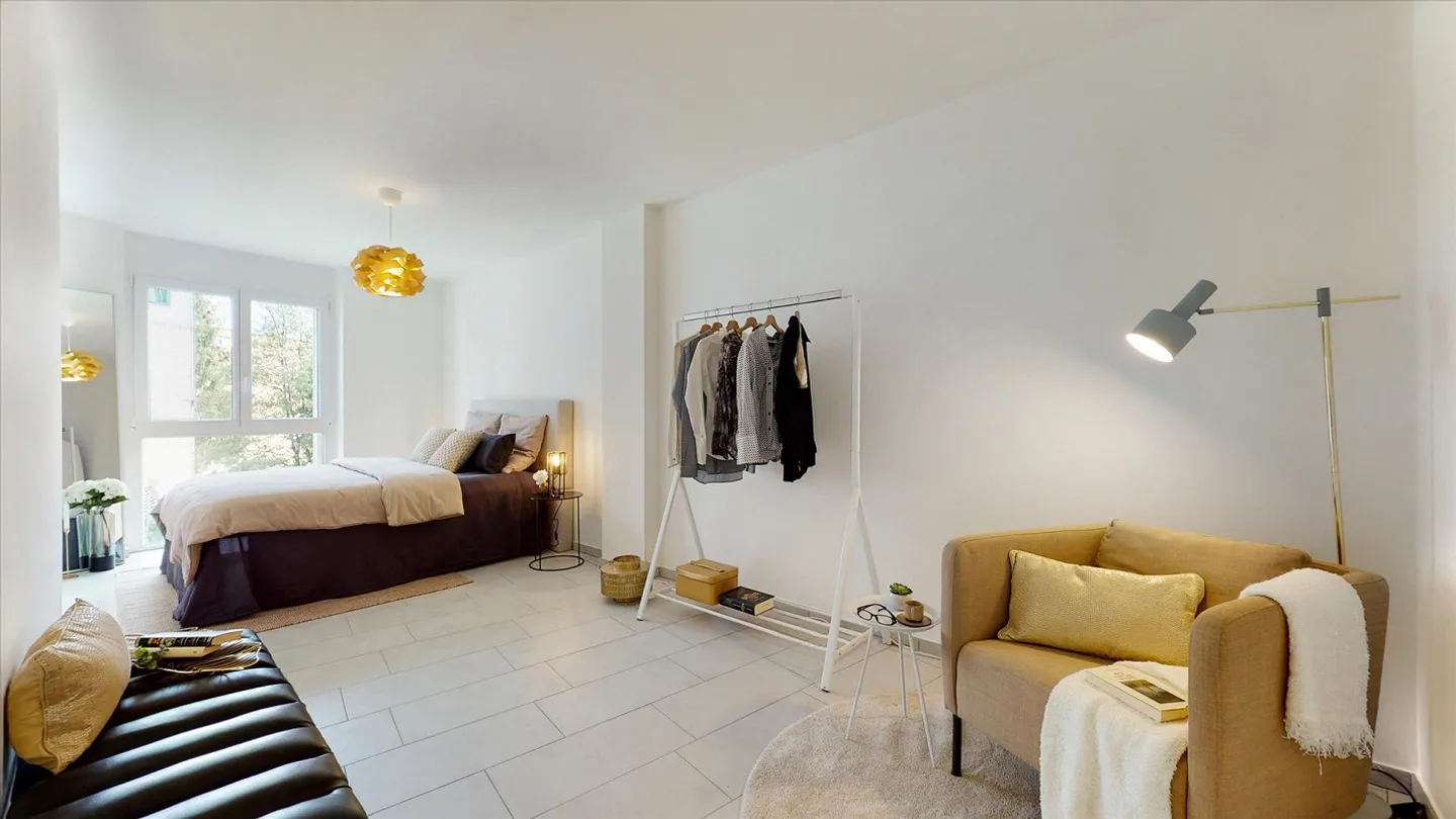 Elegante Wohnung mit großem Privatgarten - Foto 6 von 11