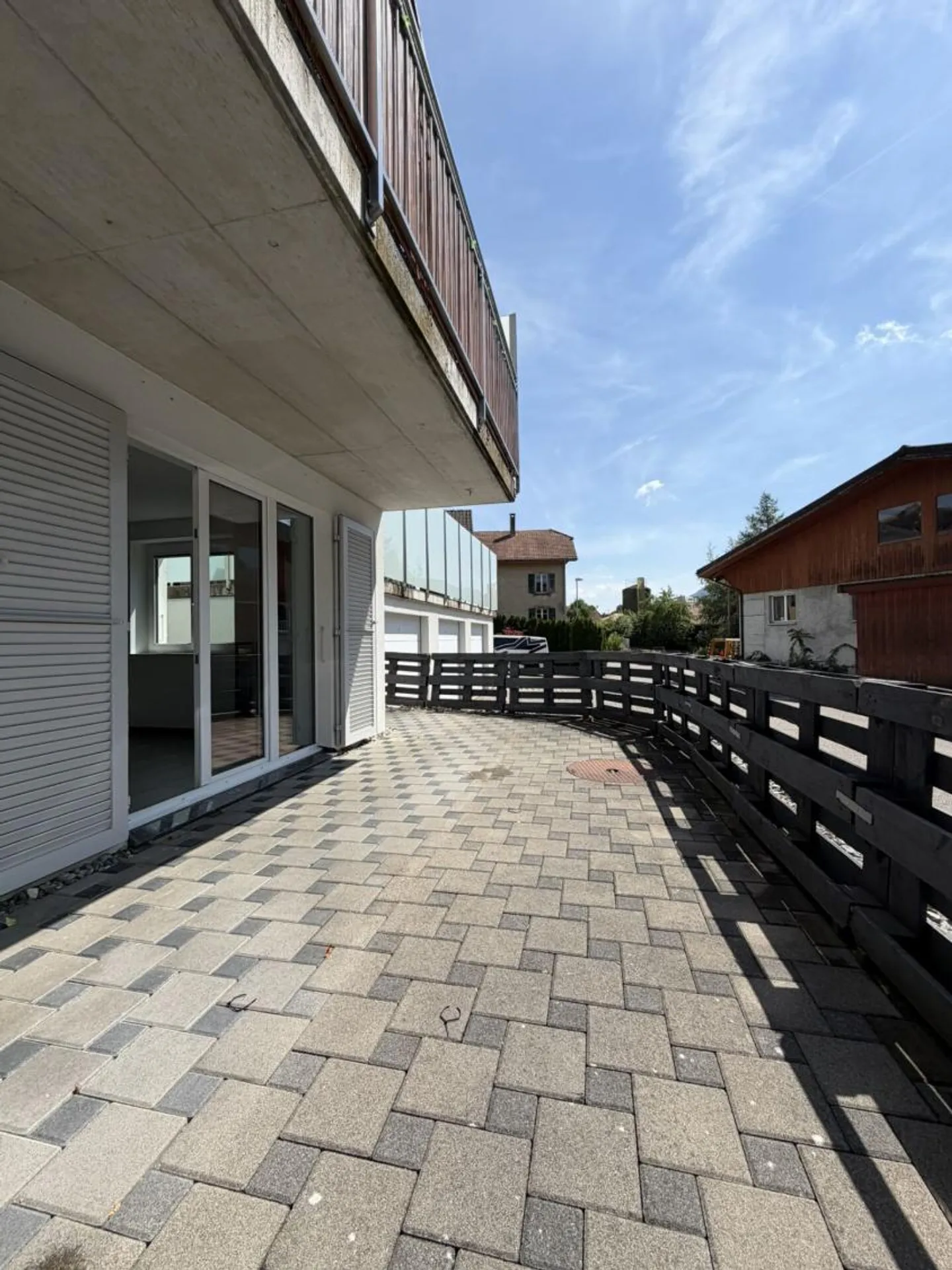 Tavannes, magnifique appartement de 3,5 pièces au rez-de-chaussée avec terrasse - Photo 4 sur 11