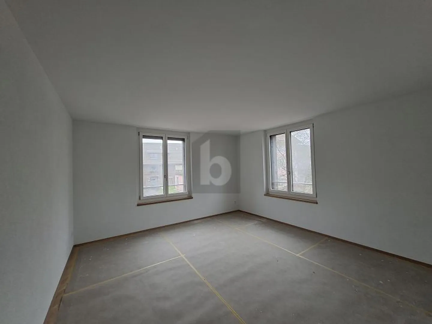 ELEGANCE, COMFORT, AND LIGHT FOR THE WHOLE FAMILY - Photo 4 of 6