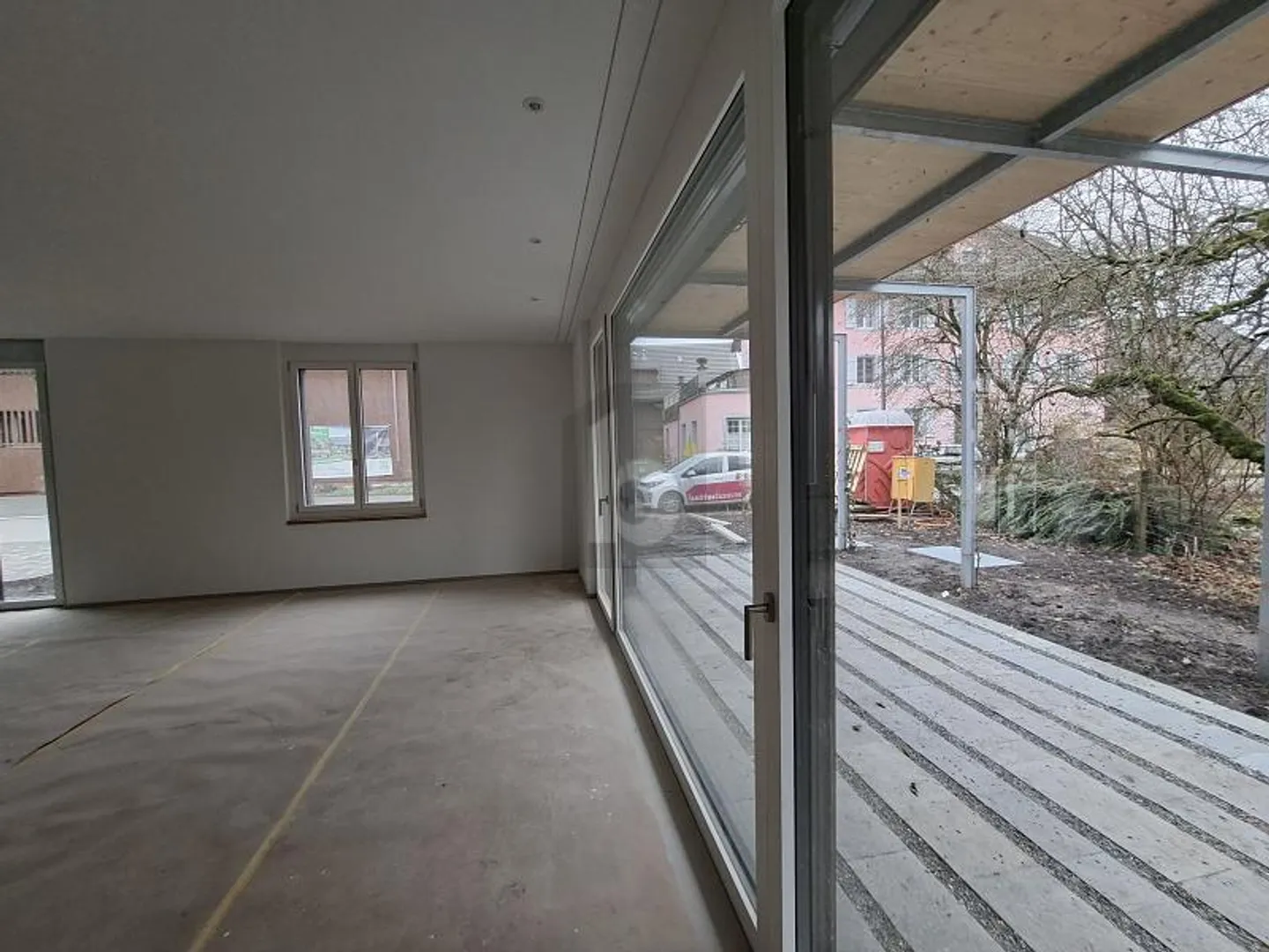 ELEGANCE, COMFORT, AND LIGHT FOR THE WHOLE FAMILY - Photo 1 of 6