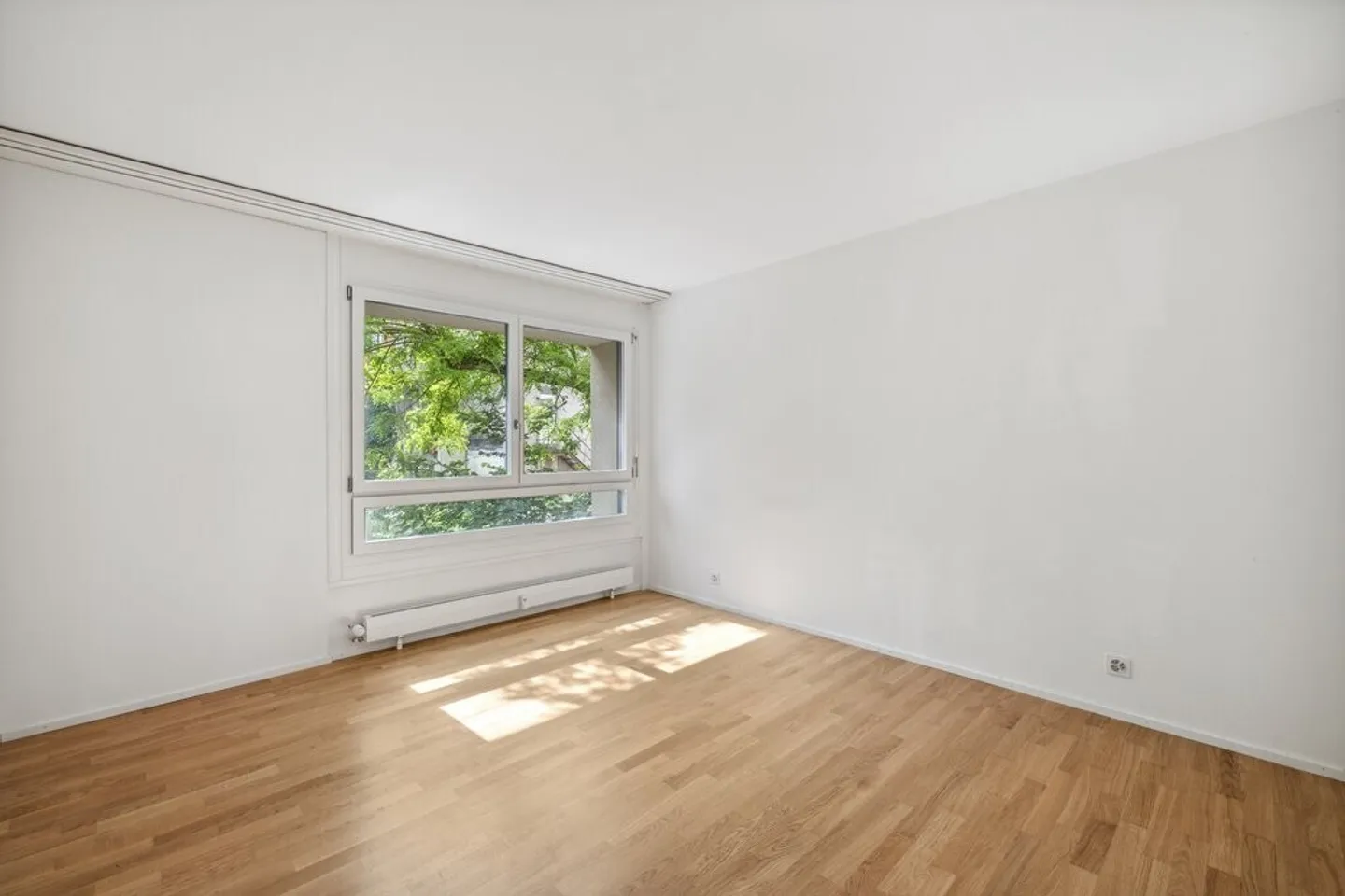 Modern 3.5-Room Apartment in Basel - Photo 5 of 6