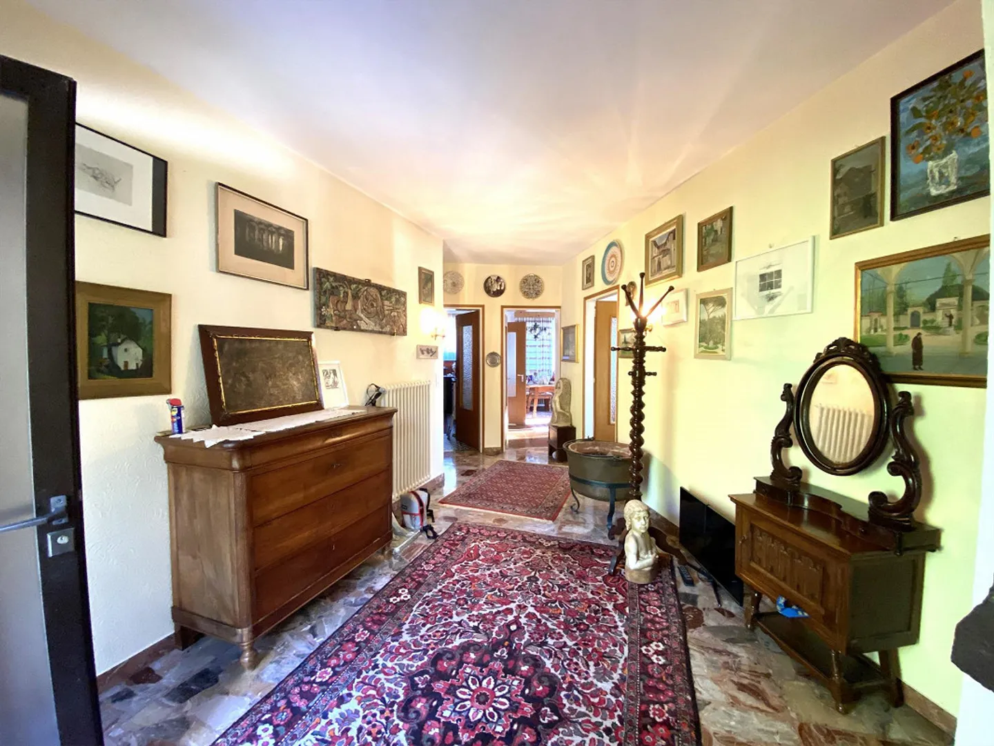 Villa con Charme in Posizione Esclusiva, Perfetta anche come Investimento Immobiliare - Foto 6 di 13