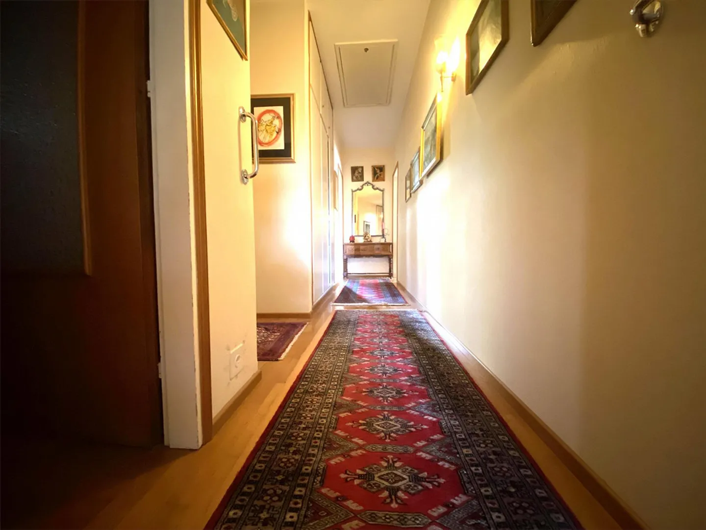 Villa con Charme in Posizione Esclusiva, Perfetta anche come Investimento Immobiliare - Foto 9 di 13