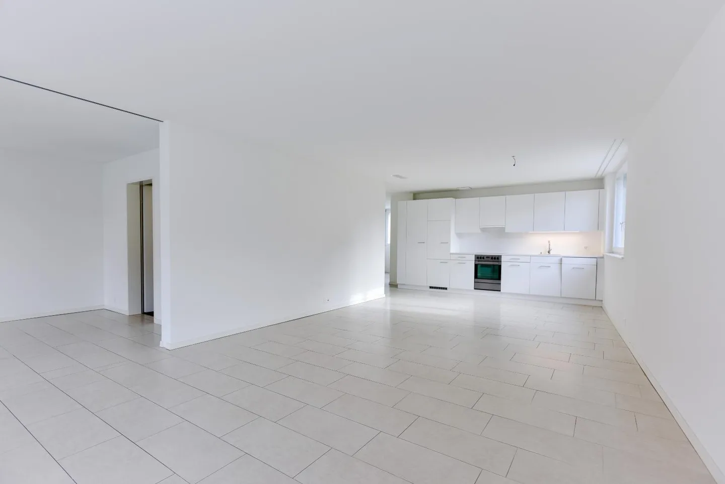 Sonnige 2.5-Zimmer-Wohnung - Foto 2 von 6