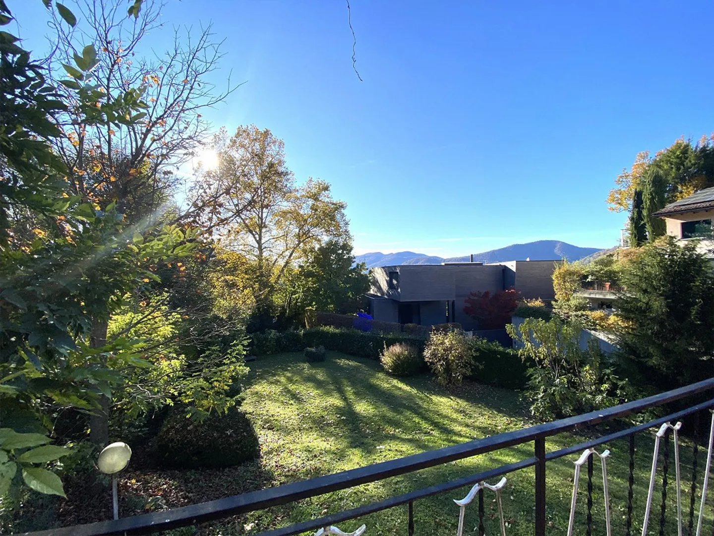 Villa con Charme in Posizione Esclusiva, Perfetta anche come Investimento Immobiliare - Foto 3 di 13