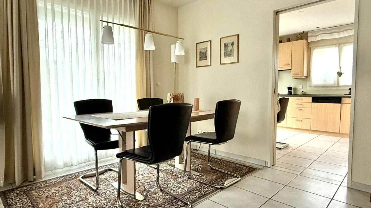 Gepflegtes, freistehendes Einfamilienhaus in ruhigem Quartier - Foto 14 von 27