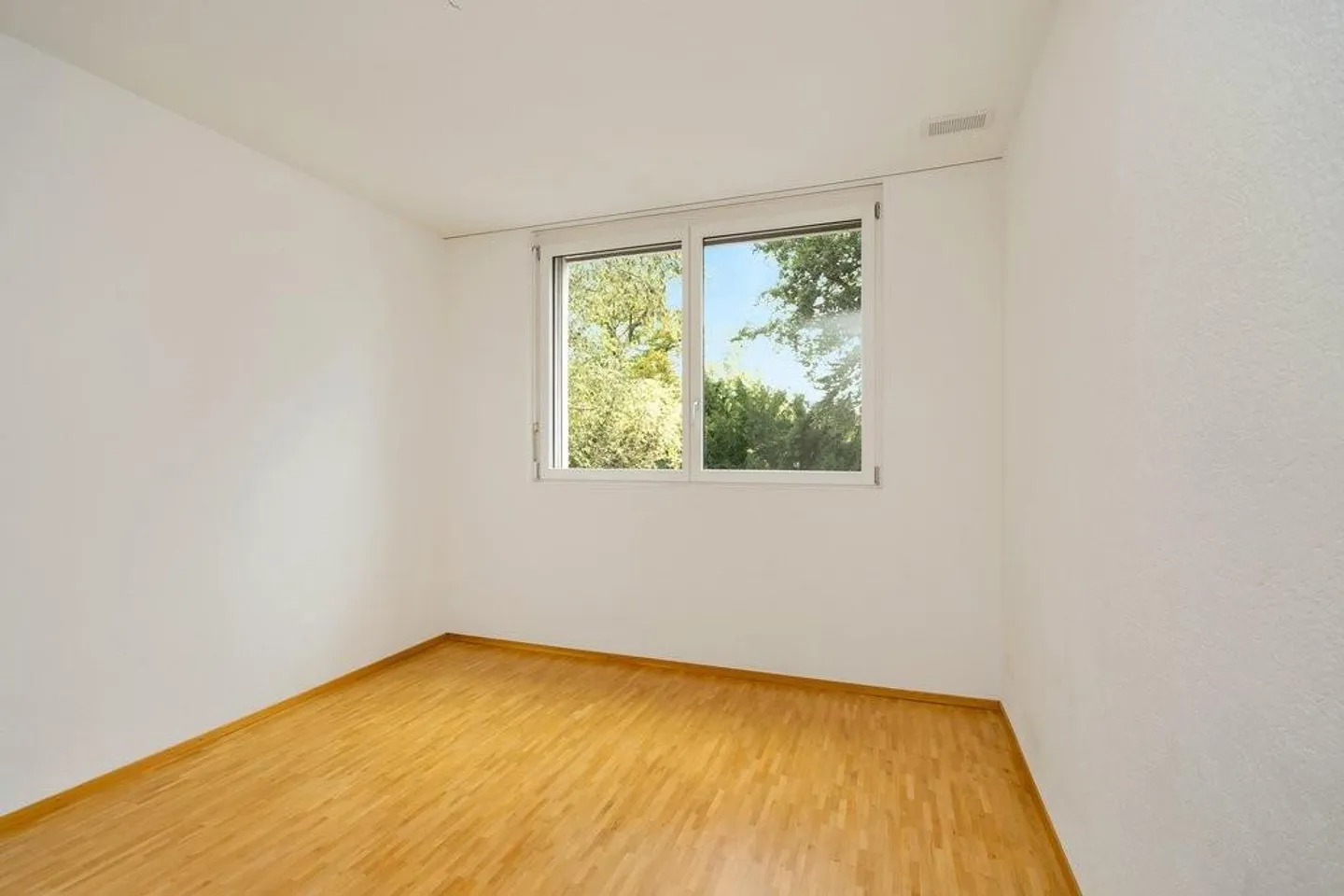 Schöne, moderne 4.5-Zimmer-Wohnung in Langenthal - Photo 4 of 9