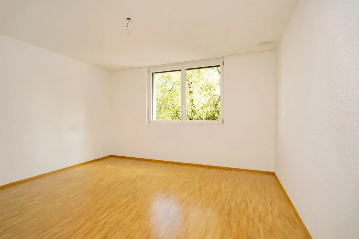 Schöne, moderne 4.5-Zimmer-Wohnung in Langenthal - Photo 2 of 9