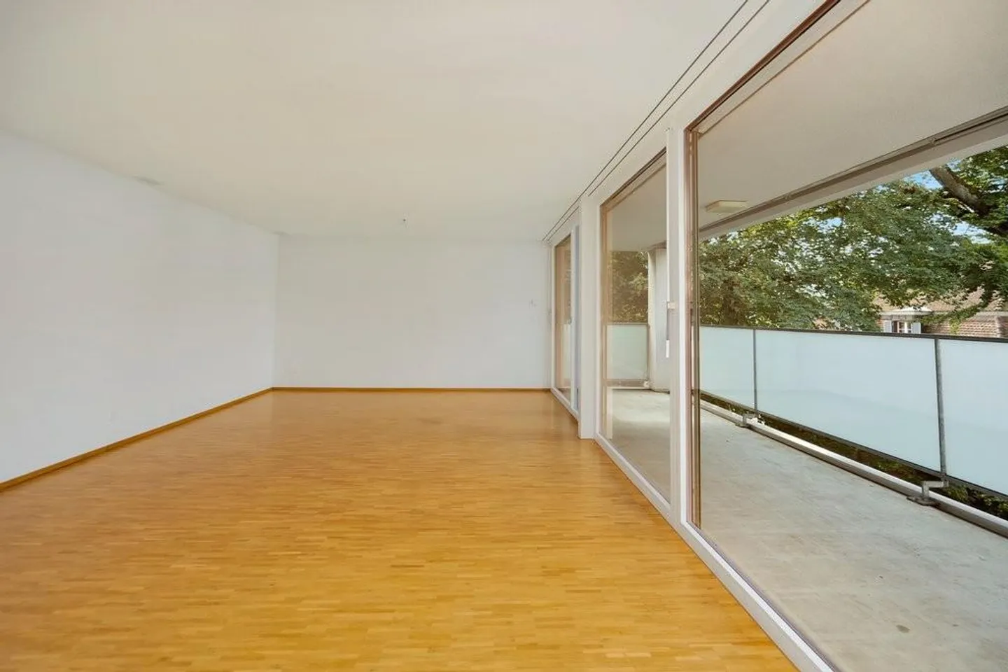 Schöne, moderne 4.5-Zimmer-Wohnung in Langenthal - Photo 8 of 9