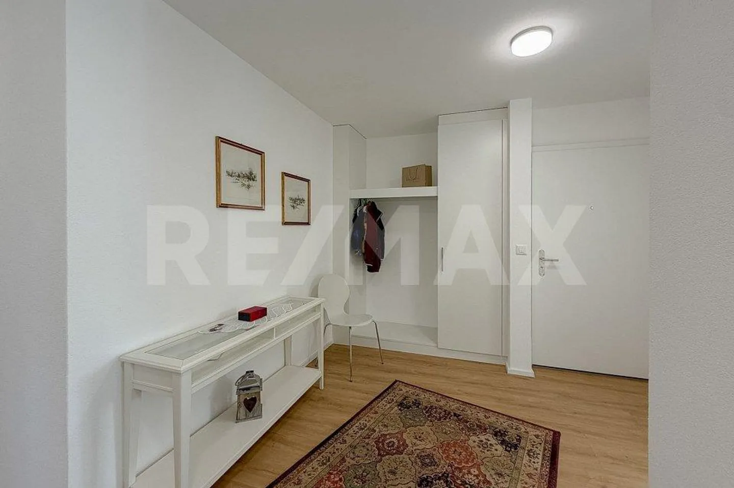Modern 3½-room apartment in a central and sunny location - Photo 2 of 13
