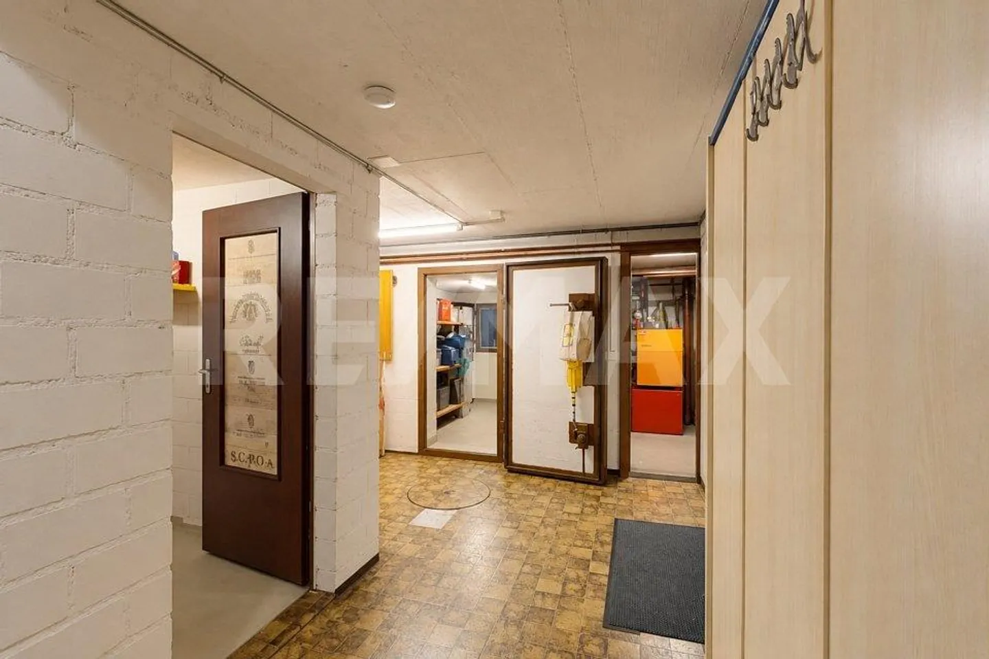 Maison familiale de 6,5 pièces avec beaucoup d'espace, grand jardin... - Photo 11 sur 13