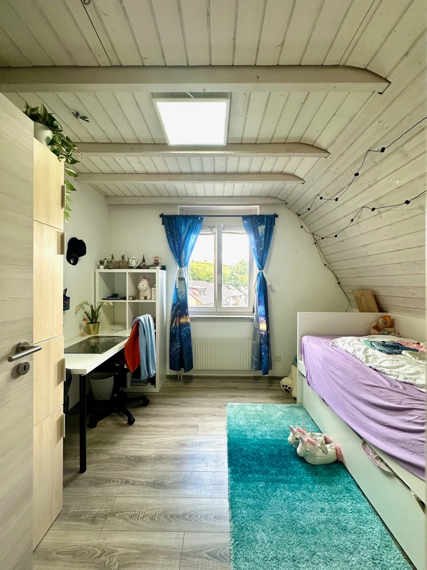 Charmantes Eck-Einfamilienhaus mit Garten und Doppelgarage - Foto 15 von 19