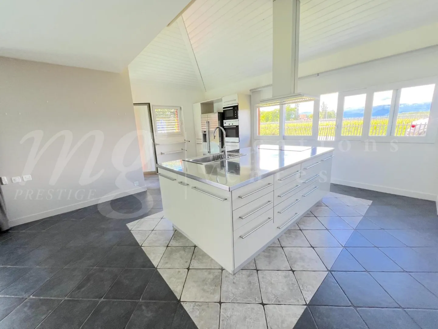 7-Zimmer-Haus - Foto 2 von 9