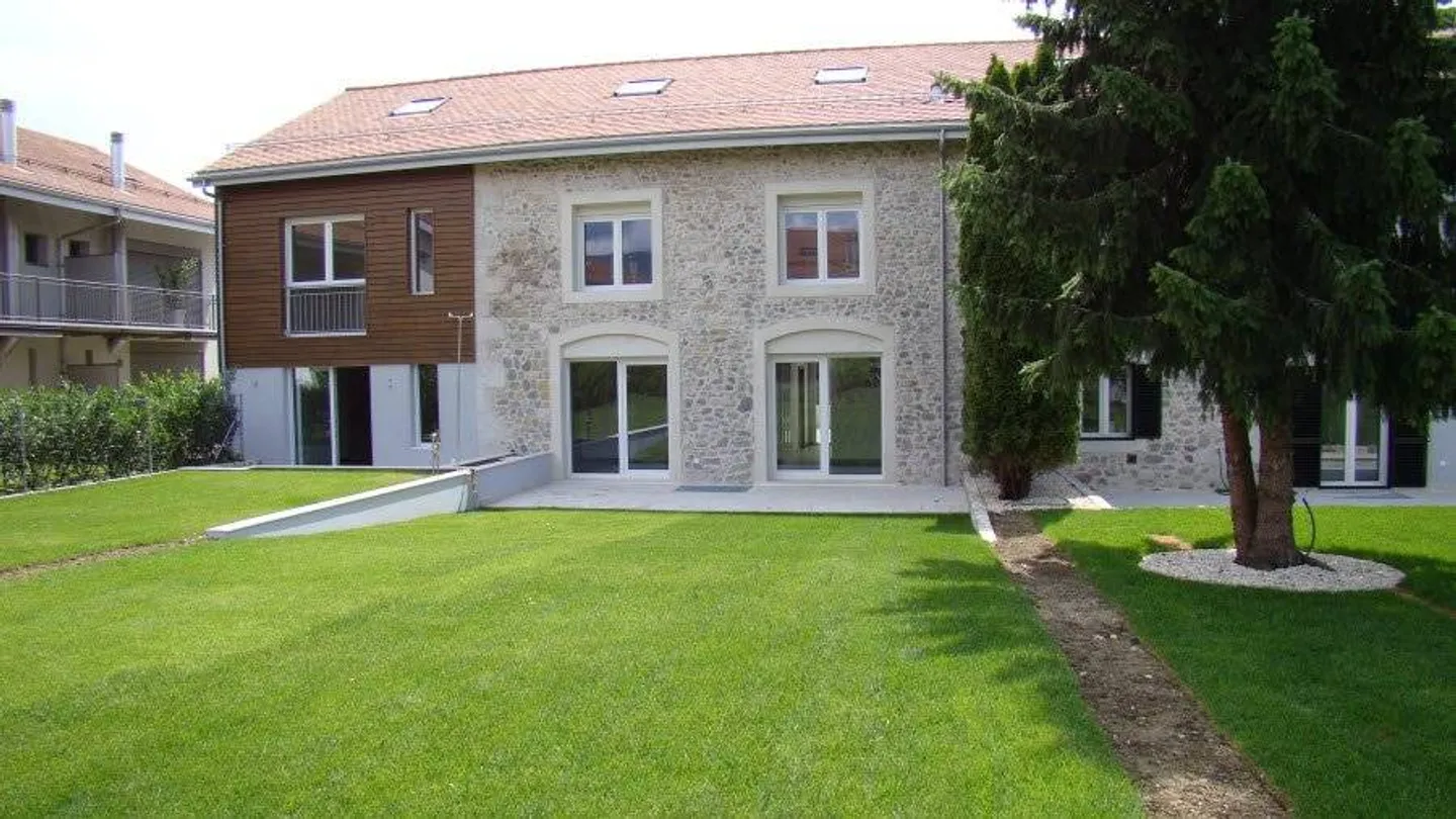 Charming Semi-Detached House for Rent in Chavannes-des-Bois - Photo 4 of 13