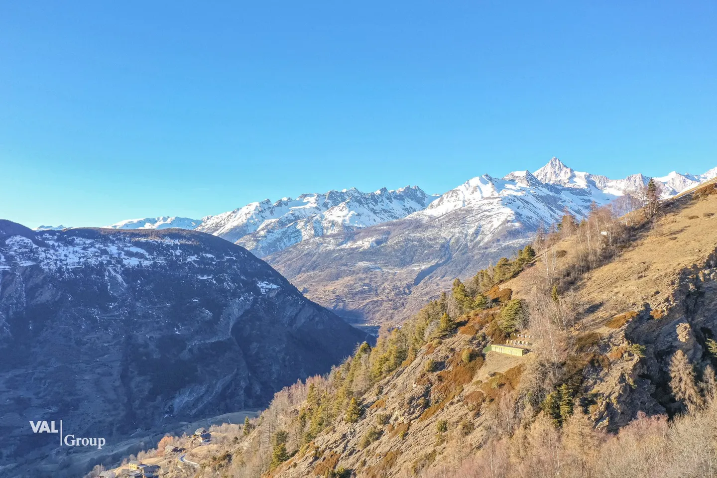 Stalla, Fienile e Garage in una Bella Posizione - Foto 8 di 9