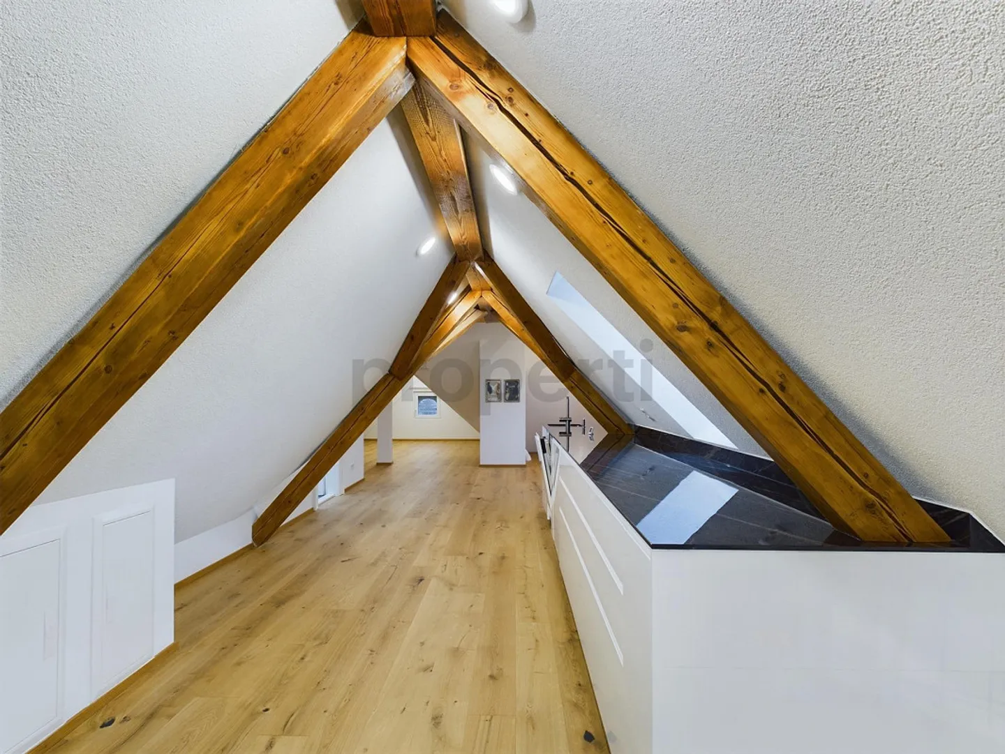 Appartement élégant 2 pièces récemment rénové avec cave, Illnau-Effretikon - Photo 4 sur 10