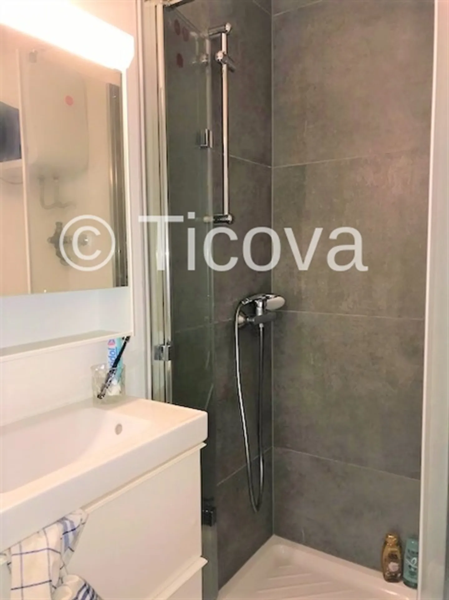 Muralto, Locarno - Studio 2° arredato - Foto 5 di 5