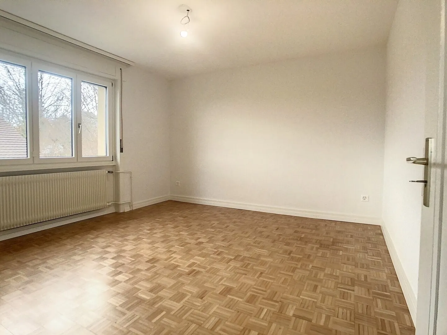 Geräumige Wohnung in Fribourg - Foto 2 von 7