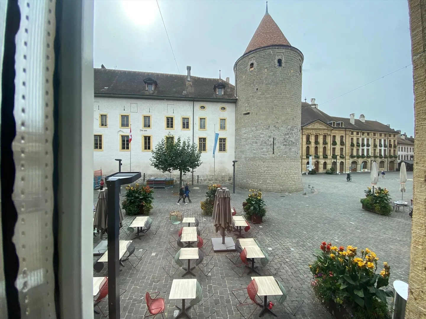 Local commercial situé en plein cour du centre historique d'Yverdon-les-Bains - Photo 6 sur 17