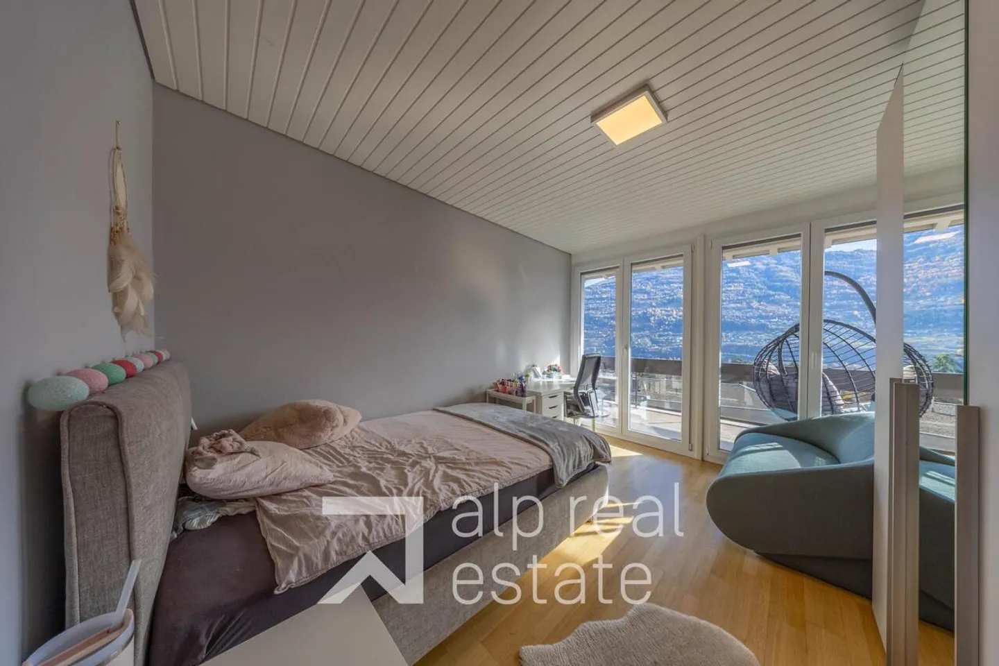 Villa architettonica con vista panoramica sui castelli - Foto 11 di 17