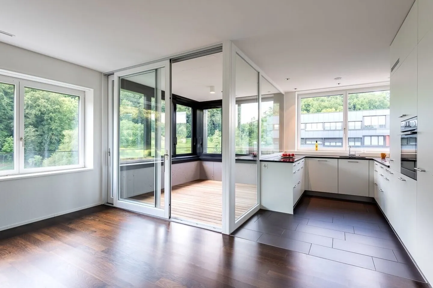 Au cœur de la ville mais entouré de verdure - Photo 4 sur 6