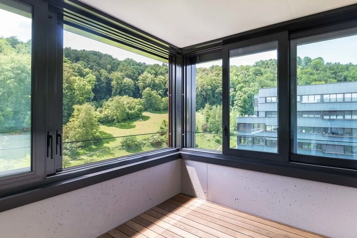 Au cœur de la ville mais entouré de verdure - Photo 6 sur 6