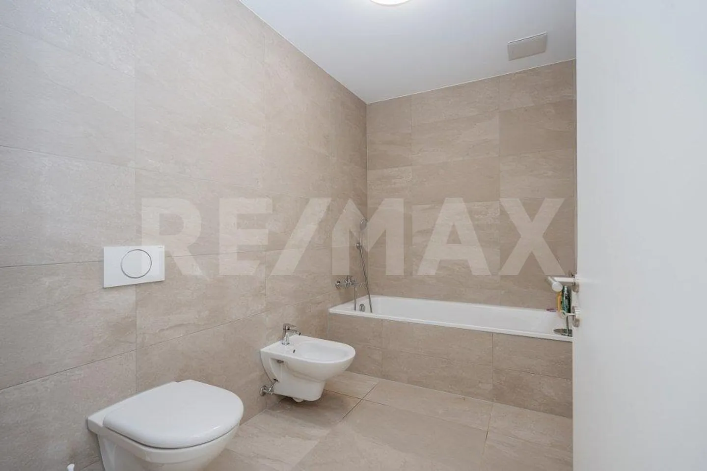 Appartement confortable avec vue panoramique au-dessus du lac des Quatre-Cantons - Photo 10 sur 13