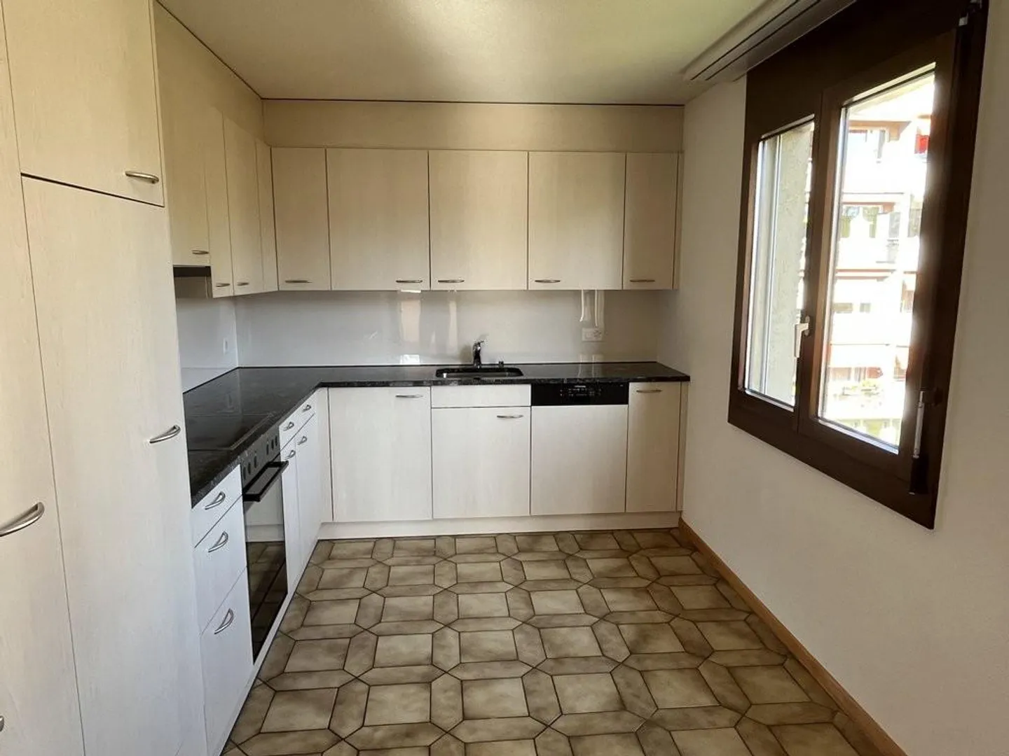 gemütliche Wohnung mit Blick auf die Berge - Foto 2 von 12