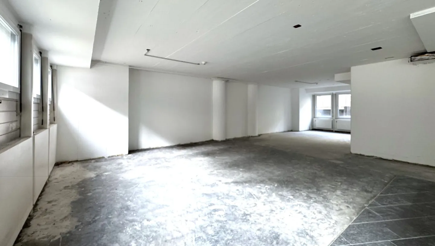 Vielseitiger Geschäftsraum im EG - Foto 4 von 16