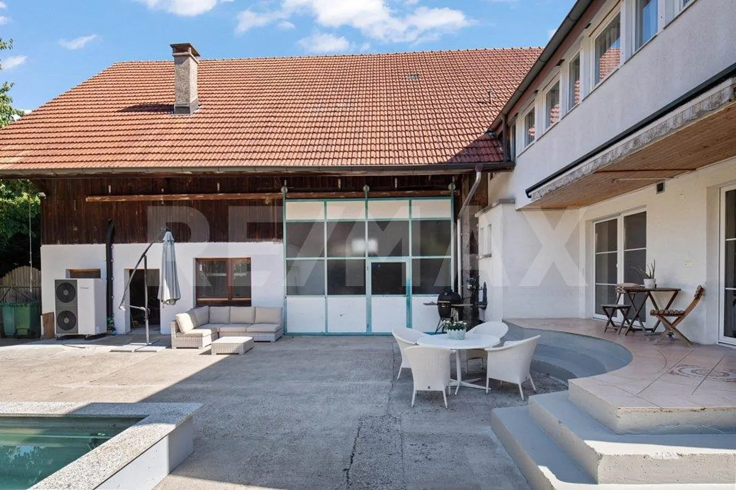 Characterful farmhouse with large barn and ecology in Gräni... - Photo 11 of 13