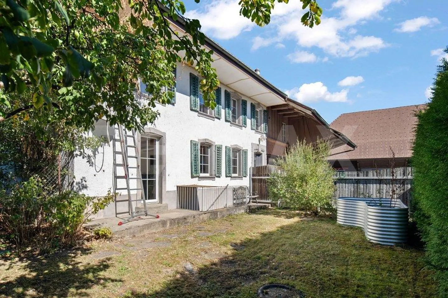 Characterful farmhouse with large barn and ecology in Gräni... - Photo 12 of 13