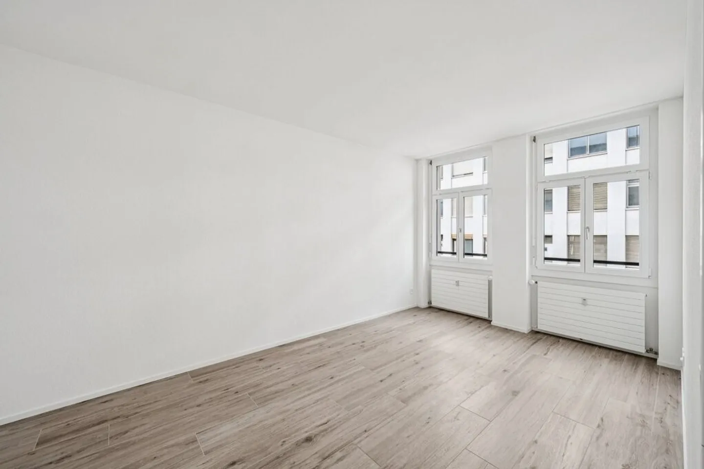 Appartement 3 pièces élégant au 4ème étage dans un emplacement central à Bâle - Photo 5 sur 7