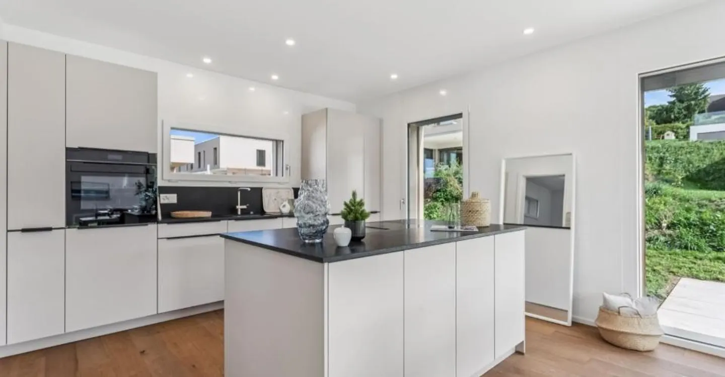 Villa neuve de 5.5 pièces - généreuse parcelle et grand jardin - Foto 2 von 13