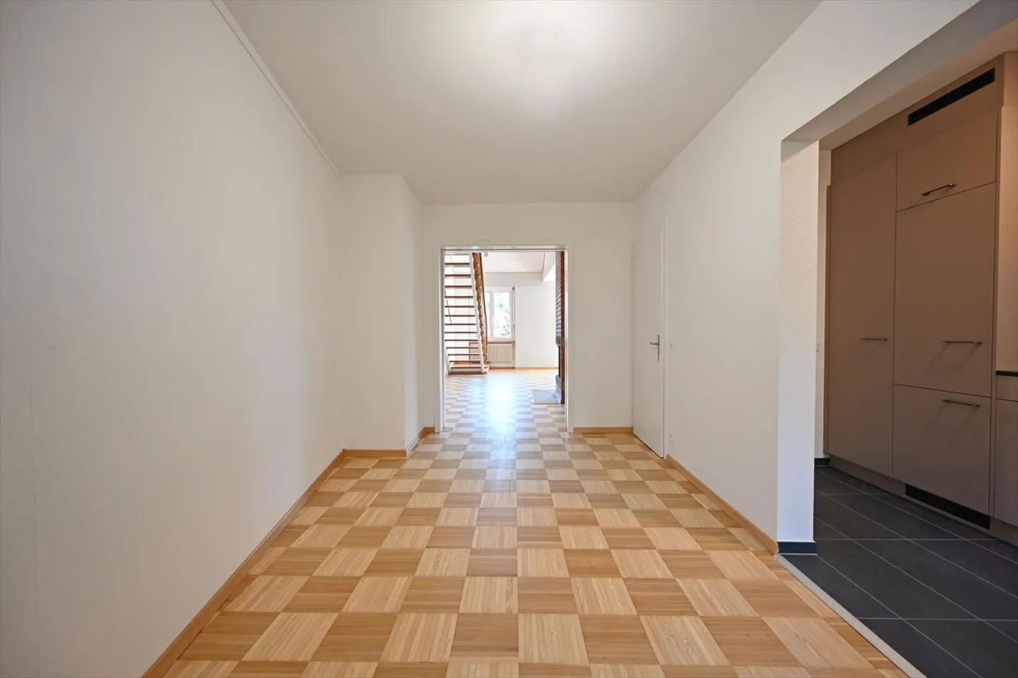 Appartement 5.5 pièces - Foto 2 von 12