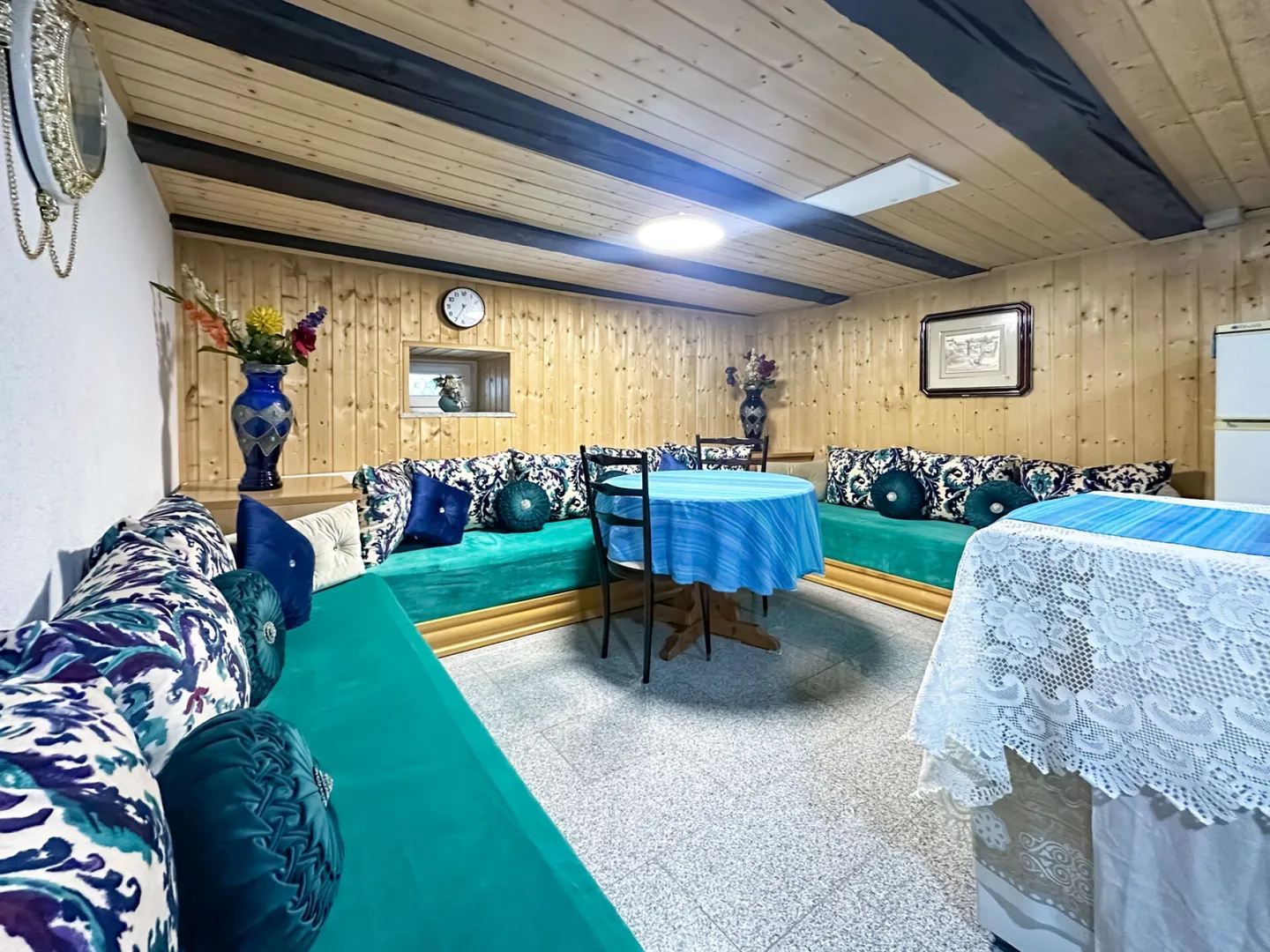 Building with 4 apartments - Photo 5 of 24