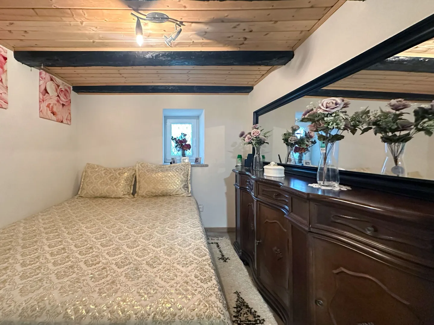 Building with 4 apartments - Photo 6 of 24