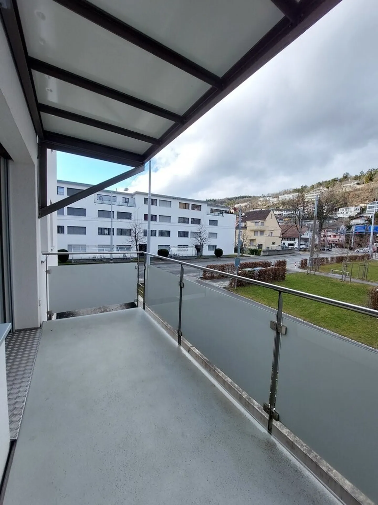 Luminoso appartamento 2.5 a Biel - Foto 5 di 5