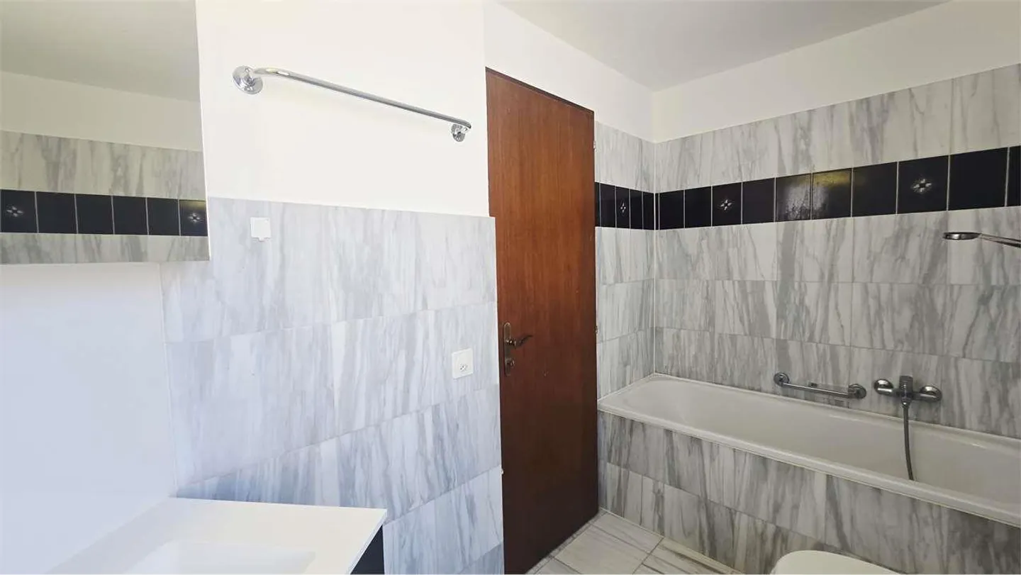 Nucleo di Vezia: renovated 3-level house with Ticinese charm - Photo 11 of 13