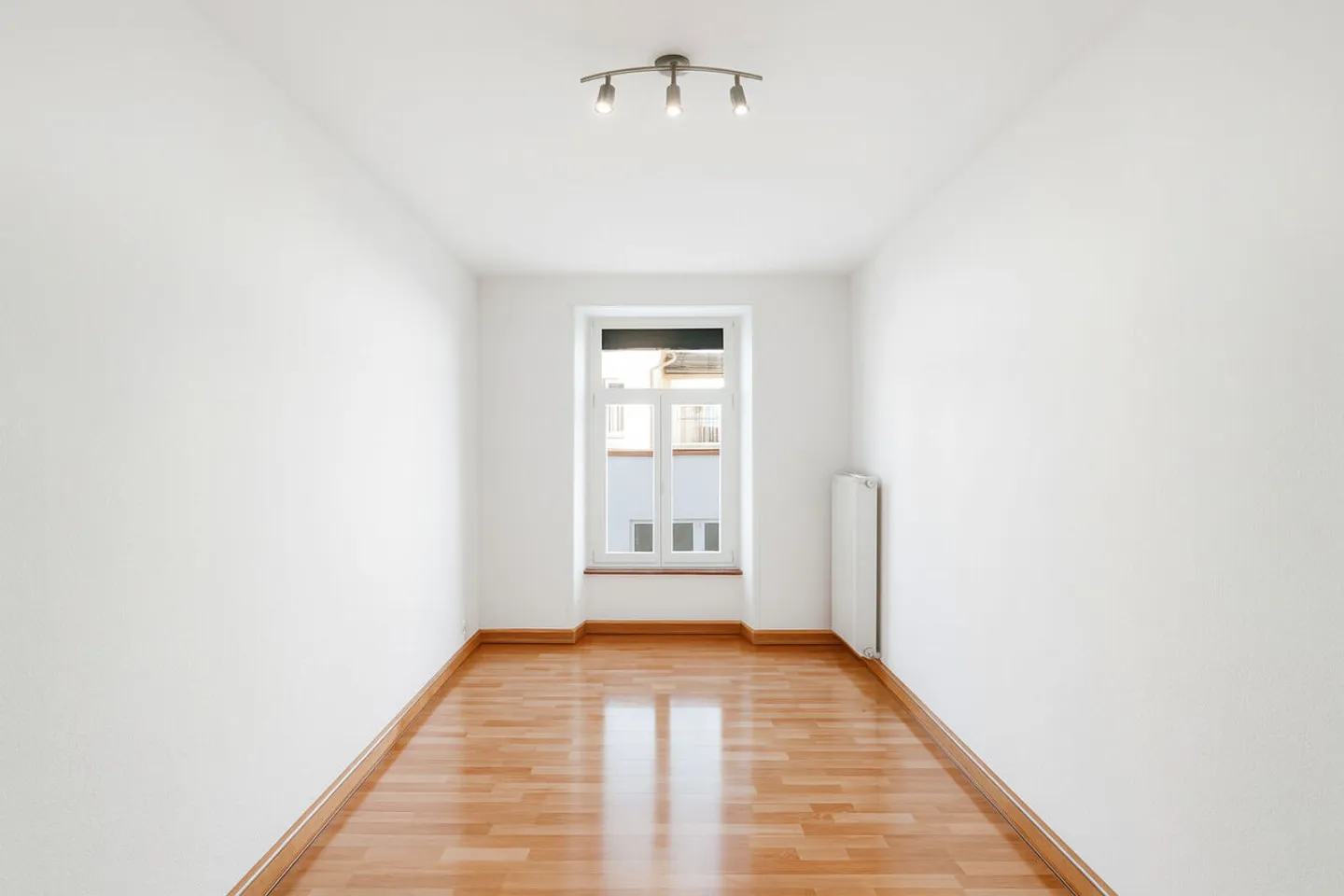 Appartement Rénové au Rez-de-Chaussée - Photo 4 sur 5