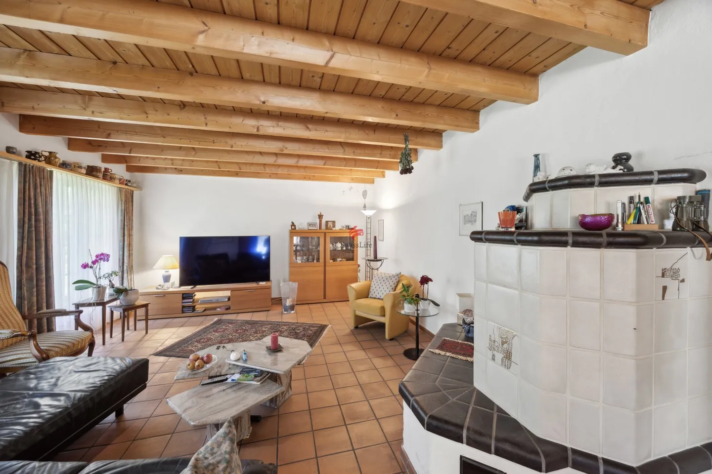 Tanto spazio con un giardino da sogno - Foto 3 di 11