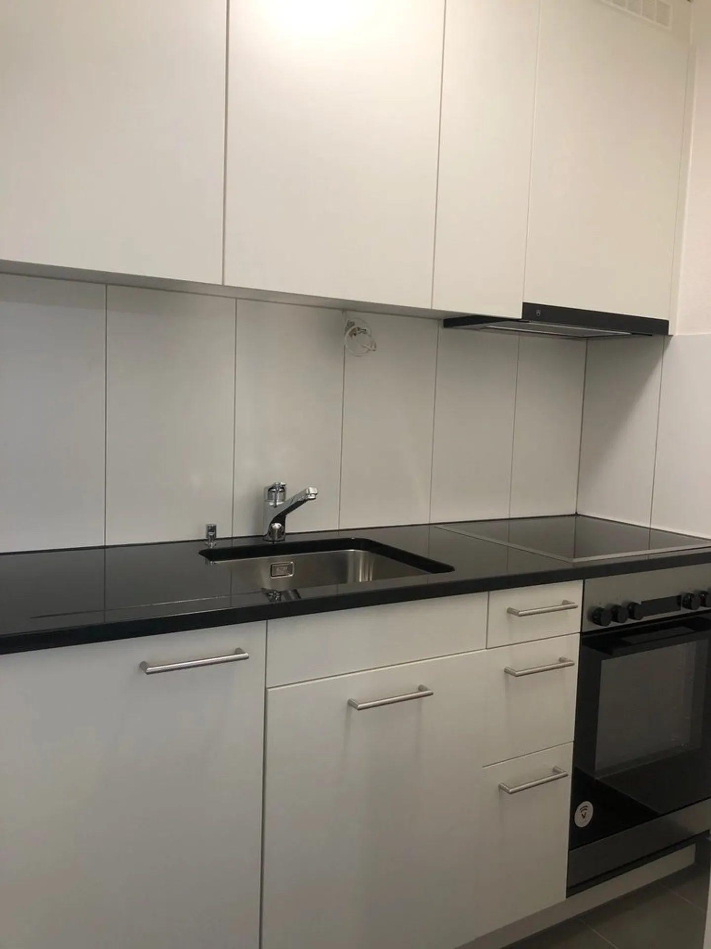 Single apartment in the center of Zumikon - Photo 3 of 7