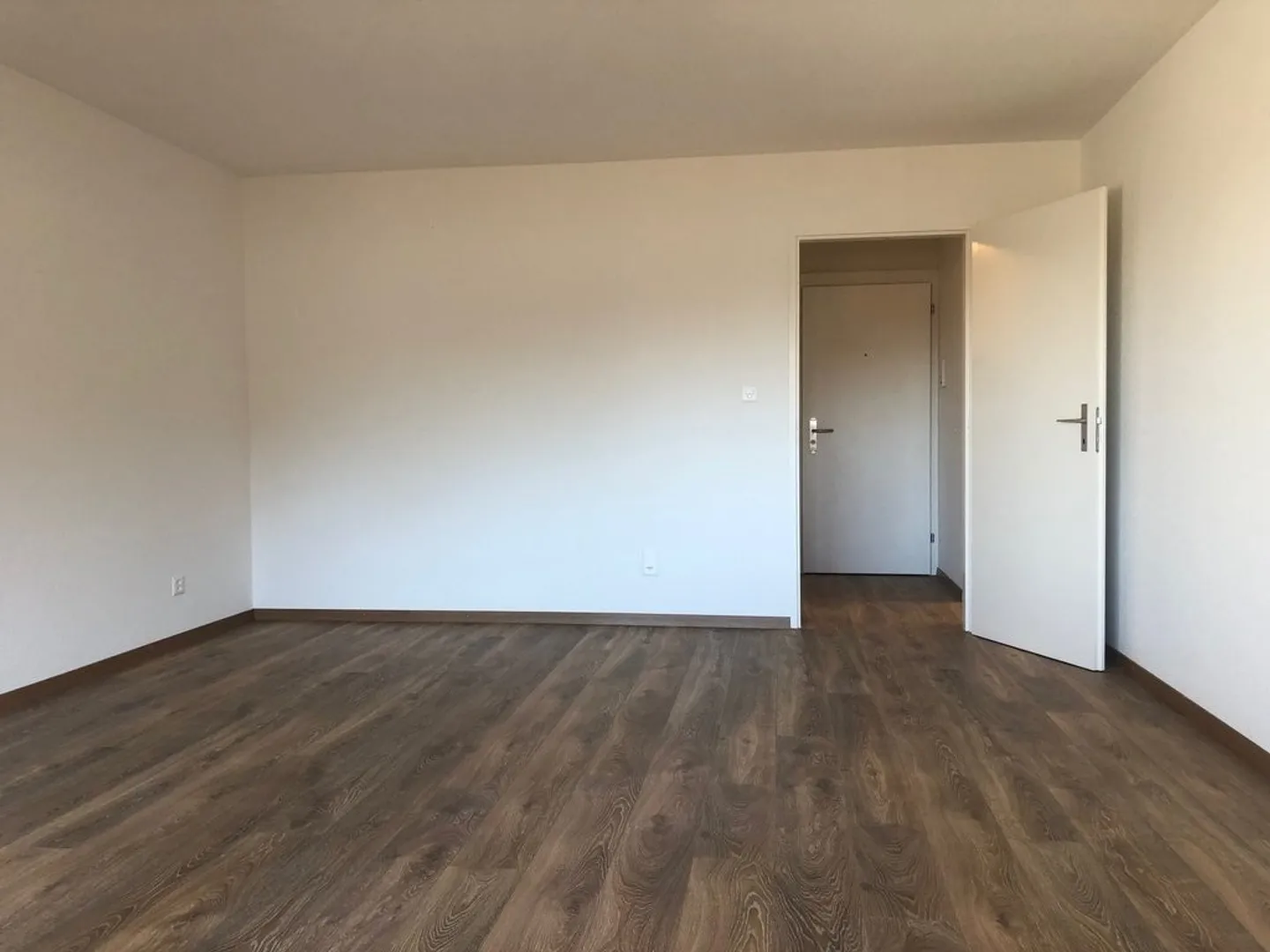 Single apartment in the center of Zumikon - Photo 6 of 7